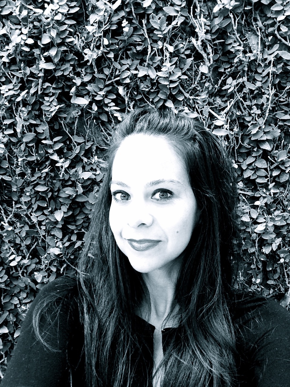 Logo de Odontologa: Gabriela MarroquÃ­n VelÃ¡squez